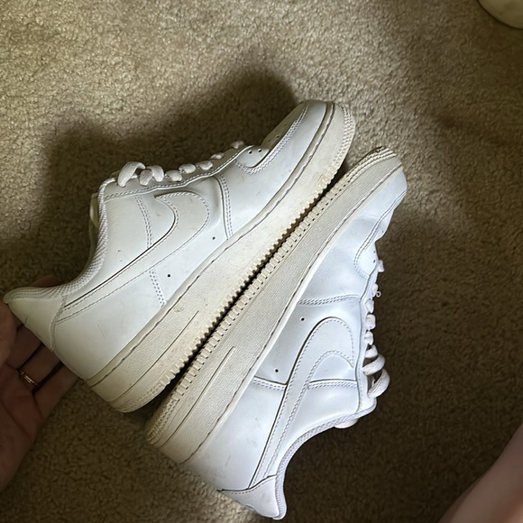 Nike Air Force 1 - Picture 2 of 4